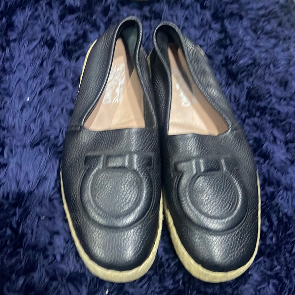 Great condition ferragamo espadrilles 9M - Picture 4 of 5